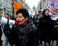 Senyszyn wielokrotnie dawała wyraz swojej sympatii do homolobbystów.