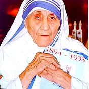 Matka Teresa była zakonnicą i nie da jej się oddzielić od religii - oburzają się ateiści.