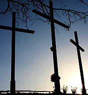 Przemyskie wzgórze Trzech Krzyży teraz zostało okaleczone.