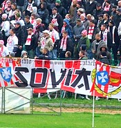 Kibice Stali i Resovii od laty  narzekają, że wśród nich są małe grupy o rasistowskim zabarwieniu.