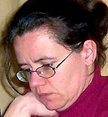 Céline Lesage.
