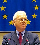 Hans-Gert Pöttering.