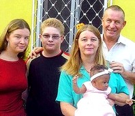David Fulton ze swoją rodziną.