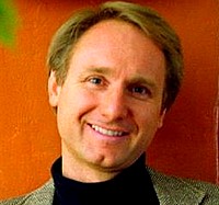 Dan Brown.