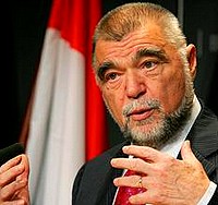 Stjepan Mesić.