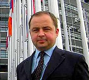 Konrad Szymański.