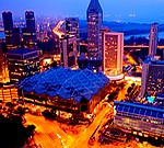 Singapur znany jest z nowoczesnych technologii, wieżowców i rygorystycznego prawa konsekwentnie egzekwowanego.