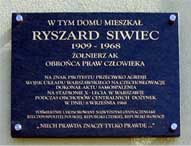 Takich tablic powinno być więcej.