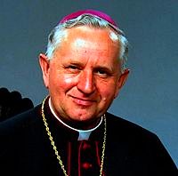 Abp Damian Zimoń.