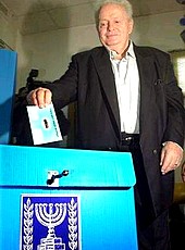 Tommy Lapid, były lider Shinui podczas wyborów.