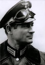 Stanisław Mikulski jako Hans Kloss